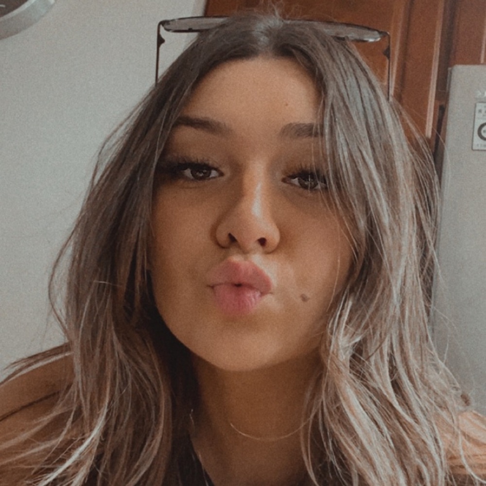 Meet your Posher, Krystal